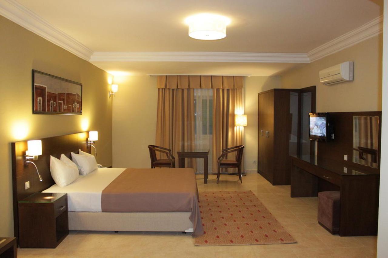 Hotel Mauricenter Нуакшот Экстерьер фото